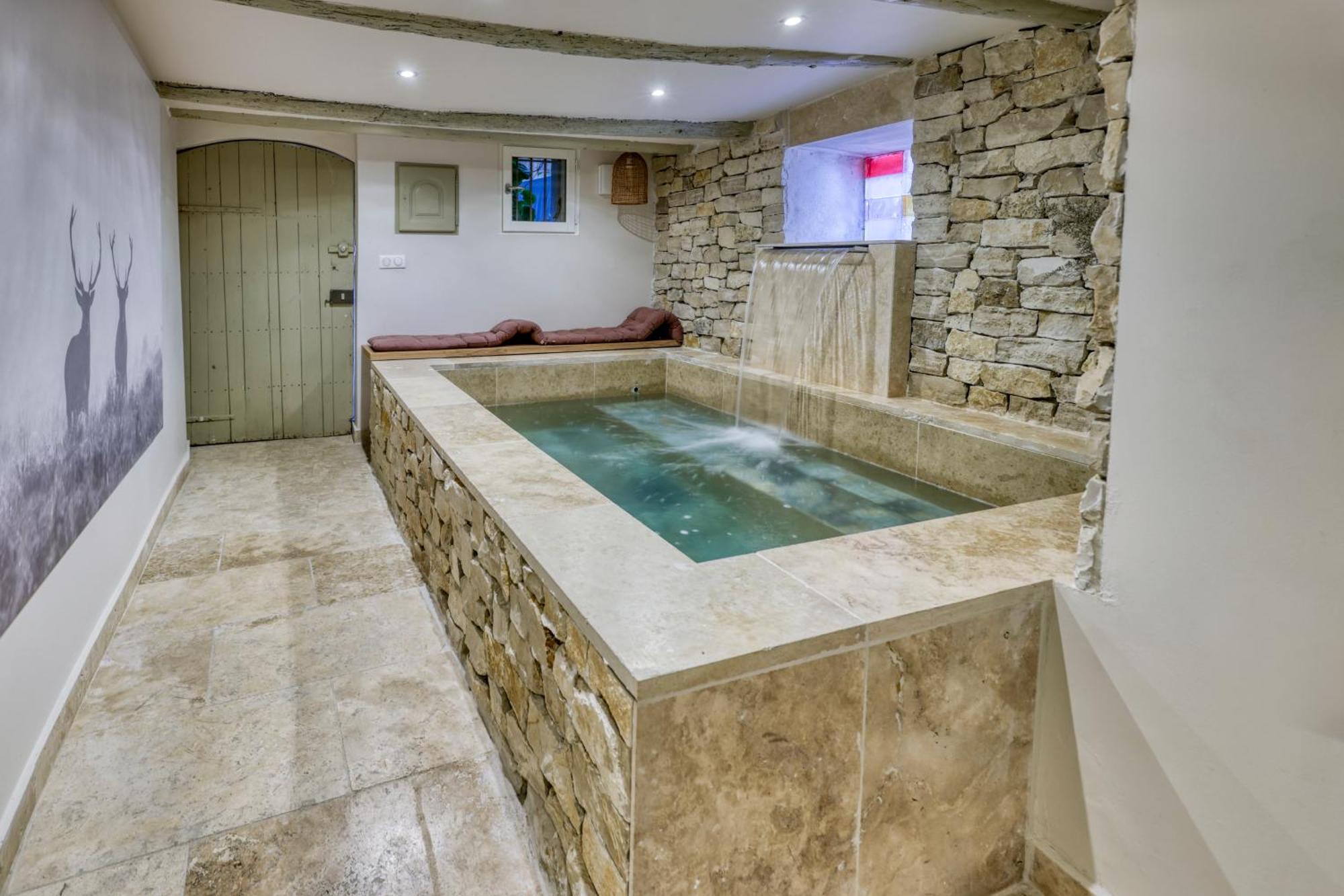 Les Jasmins En Provence Villa LʼIsle-sur-la-Sorgue Eksteriør billede